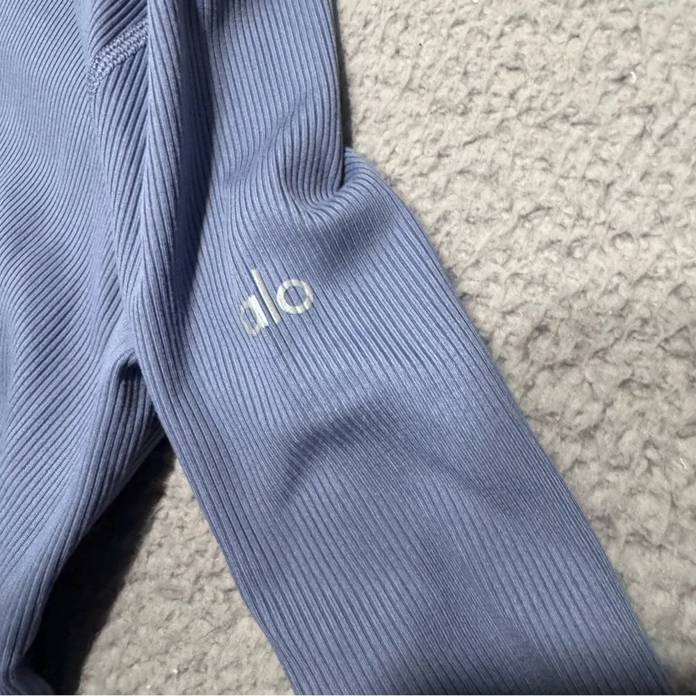 Alo Yoga Alosoft Frontrunner Ribbed-Knit Top Infinity Blue Size XS/TP